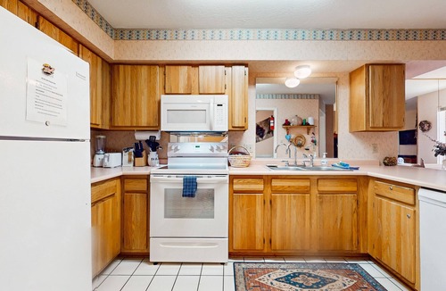 Angel Fire Condo | Cute condo w/, electric fireplace, and resort amenity access