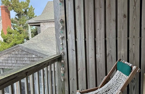 Ocracoke Villa | CV8B: Studio with Balcony