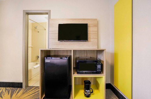 Cortez Hotel | Days Inn by Wyndham Cortez