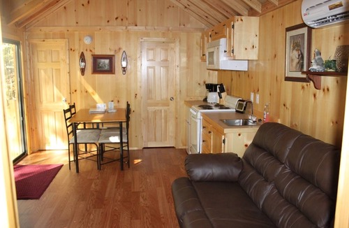 Lancaster Cabin | Deer Haven