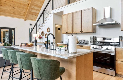 Sunday River Area Ski Chalet | Deer Hill - Overlooking Sunday River