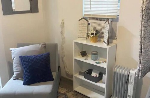 Overton House | Delightful kitchenette style tiny homes.