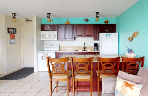 Waikiki Condo | Deluxe Condo Near Waikiki Beach - Free Parking