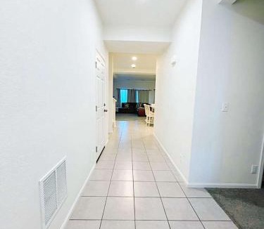 Gateway House | Den Haven Entire Home Near DIA With Three Bedrooms And Private En Suite Baths