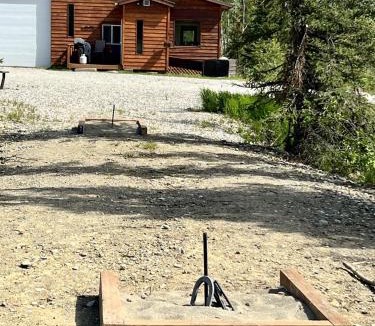 Healy House | Denali Park View House