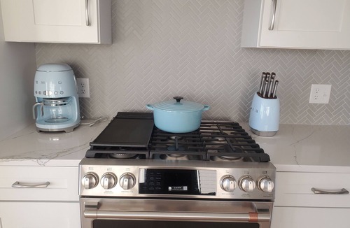 Salisbury House | Direct Ocean Front Salisbury Beach Whole House Duplex 2 units side by side. New