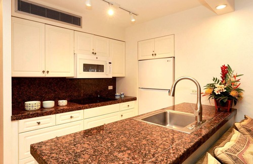 Honokowai Apartment | Direct Oceanfront View at Mahana Studio, King Bed - Kaanapali Next to Boardwalk