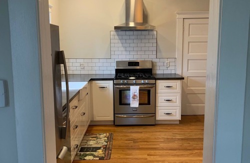 Old Town House | Dog Friendly-Updated-Old Town Charmer