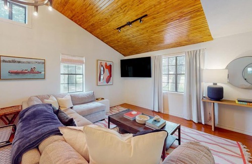 Granite Shoals House | Dog-Friendly Waterfront Home with Dock, Grill, Water Views, Patio, Washer/Dryer