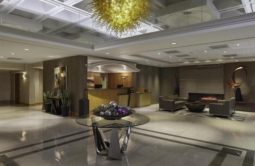 Fairlawn Hotel | DoubleTree by Hilton Akron Fairlawn