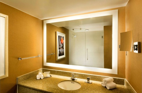 Dallas Hotel | DoubleTree by Hilton Dallas - Campbell Centre