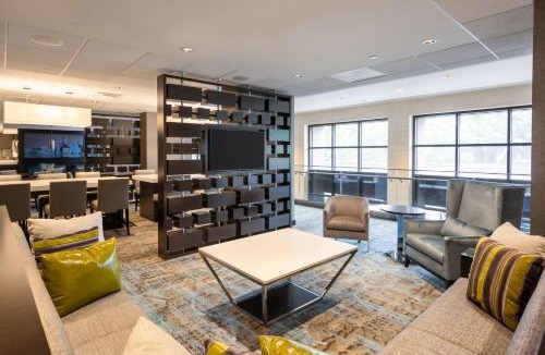 Uptown Hotel | DoubleTree by Hilton Hotel & Suites Houston by the Galleria