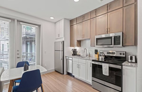 Waller Creek District Hotel | Downtown Austin Stay | 2 Units | Near Austin Convention Center & Dining