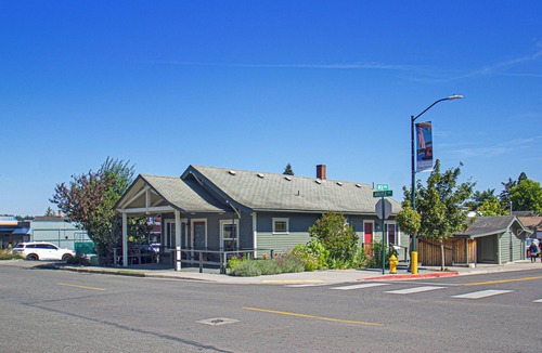 Friday Harbor House | Downtown Friday Harbor! Adults Only (CCS#2)