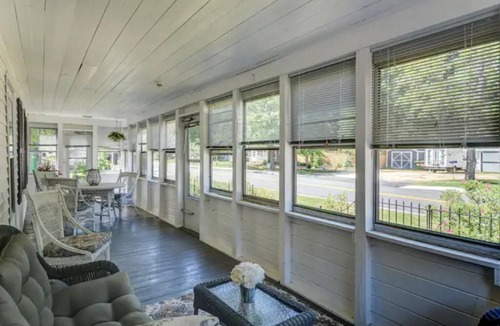 North Conway House | Downtown North Conway Village with private pool and hot tub!
