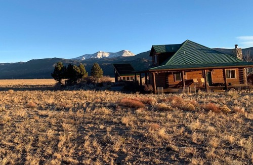 Buena Vista Cabin | Dream cabin w/stunning views near hot springs & town!