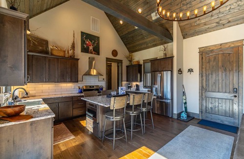 Elk Park House | Dreamweaver - Eagles Nest, pet friendly, private with big views