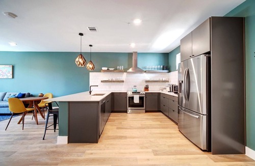 Holly Condo | E 5th St - Perfect Location for Play or Stay!