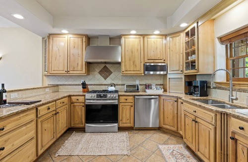 Eagle-Vail House | Eagle-Vail Townhome w/Private Spa! - Minutes from Vail and Beaver Creek!