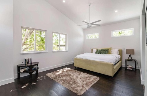 Travis Heights House | East Elizabeth St Main Home