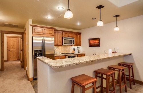 Steamboat Springs Condo | EL5110 | Private Hot Tub | 4 Pools | Air Chilling | Close to Skiing
