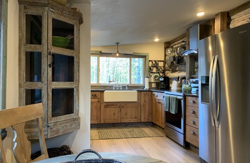 Eldora Cabin | Eldora Enchantment: Rustic Luxury Cabin - 10% off 3 + nights, offer ends 5/31