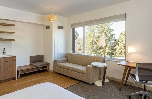 Bend Hotel | Element by Marriott Bend