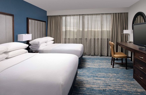 Northern Woods Hotel | Embassy Suites by Hilton Columbus