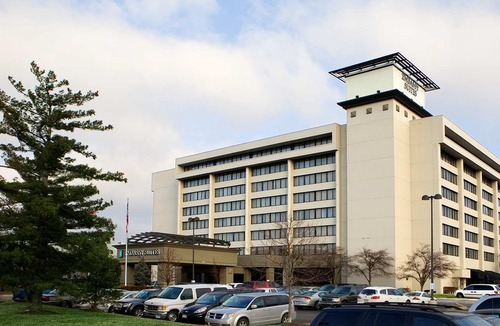 Northern Woods Hotel | Embassy Suites Columbus
