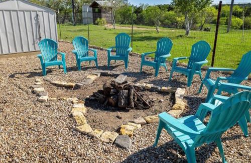 Fredericksburg House | Enchanted Rockview House - 3 Bedroom - Firepit