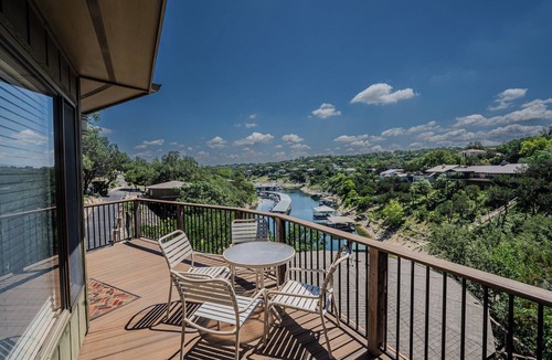 Lakeway Villa | Engelman`s Daisy #11 - Elevated Treehouse with Pool & Hot Tub Access