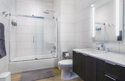 Berkeley House | Enjoy Mtn Views From Our Sprawling Flat W Balcony