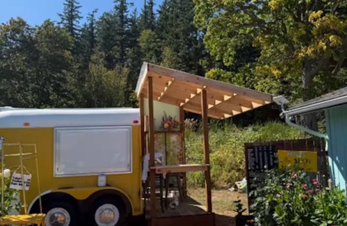 Lummi Island Apartment | Enjoy Summer + Midweek Ferry Pass to Lummi Island