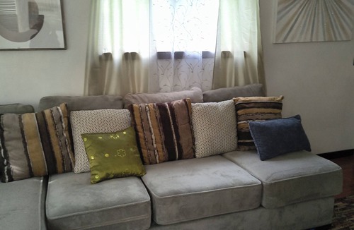 North Beacon Hill Apartment | Enjoyable 1-bedroom apartment with AC in vibrant Seattle. A relaxing area.