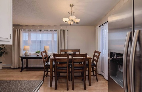South Addition House | Entire Duplex! Downtown 4 Bdr - King beds