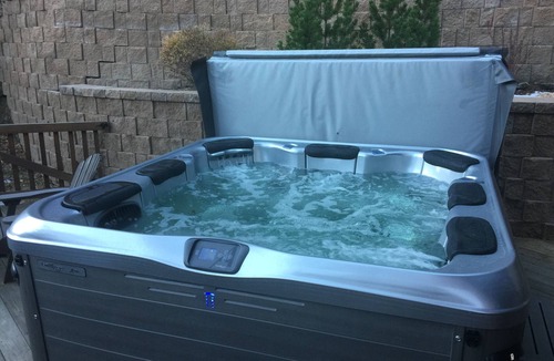 Eagle-Vail House | Epic 4BR Home w/new Jacuzzi, Minutes From BC/Vail Ski Resorts
