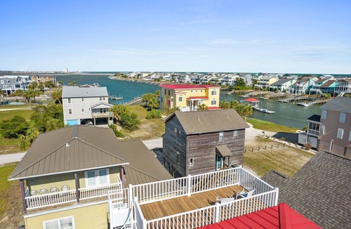 Sunset Beach House | Escape to Sunset Serenity, a spacious 4BR 3BA retreat in beautiful Sunset Beach, NC.