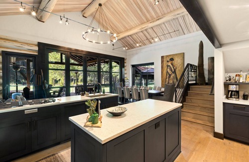 Dolores House | Exclusive Mountain Sanctuary | Hot Tub | 40 Private Acres | Gym