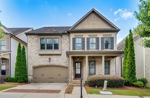 Johns Creek House | Executive 5BR Stay in Duluth w/ Pool Access