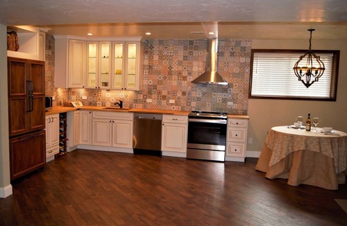 Ken Caryl Ranch Plains House | Executive Fully Furnished 1000+ sf 1 Bedroom Garden Level Guest Unit
