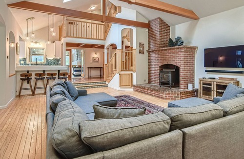 Carver House | Executive Mediterranean Home at Beavercreek