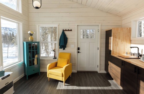 Chugiak Ski Chalet | Experience serenity in a deluxe tiny house amid the Eklutna Valley's beauty.