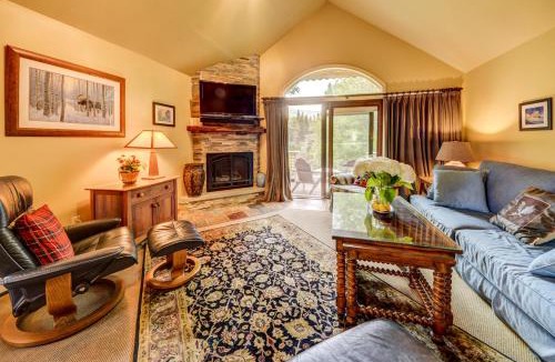 Carroll House | F8 Luxurious Mt Washington Hotel golf course home Wifi cable air conditioning