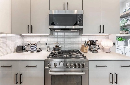 Galindo House | Fabulous 2-bedroom townhome in vibrant Austin. Close to downtown!