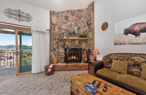 Silvercreek House | Family and pet friendly 3 bedroom rental with great views