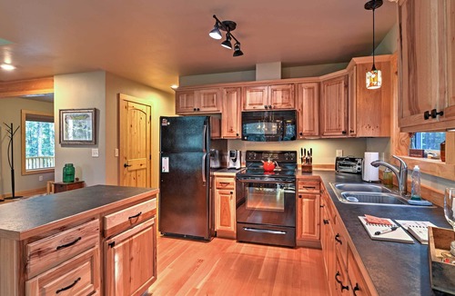 Sunrise Cabin | Family Cabin: Explore Alaska's Favorite Playground