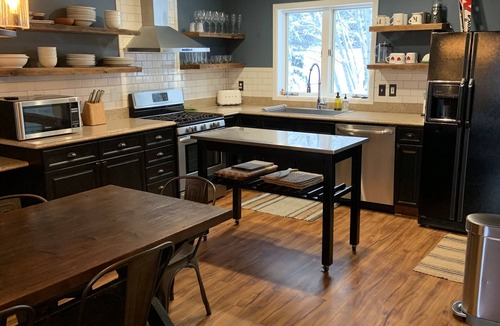 Edwards House | Family & Dog-Friendly, Friends' Adventure House! 3 bedroom Townhome in Edwards