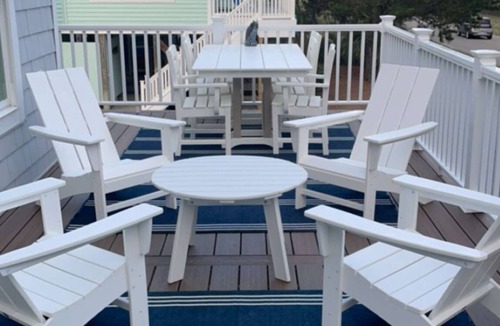 Ocean Isle Beach House | Family-Friendly 5 BD/3BA House in Island Park across from Beach Access