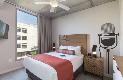 West End Hotel | Family Friendly 2BD Suite in Conveniently Located Downtown Austin Resort!