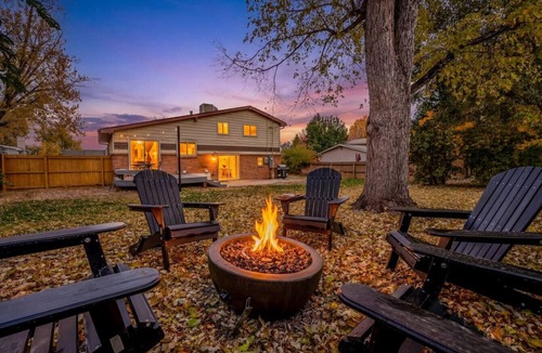 Lamar Heights Area House | Family Friendly Retreat with Game Room + Huge Yard